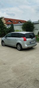 Peugeot 5008 - 5