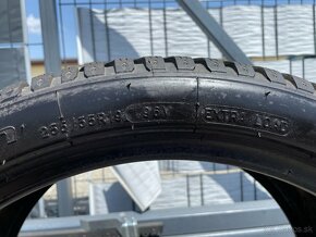 2. Pneu 255/35 r19 - 5