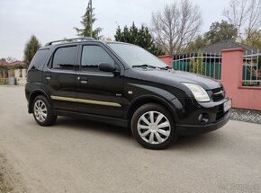 Suzuki Ignis. 4x4 - 5