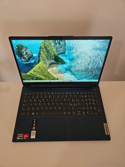 Lenovo IdeaPad slim 3 Ryzen 5 7520U / 8GB RAM / 512GB SSD - 5