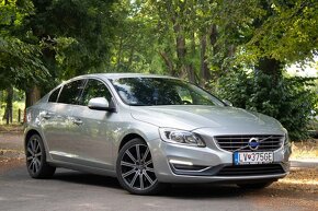 Volvo S60 D2 2.0L Momentum - 5