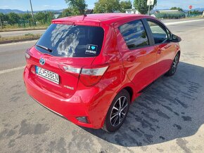 Toyota Yaris 1.5 Hybrid Business E-CVT - 5