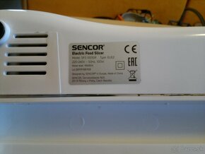 Predám nepouživaný elektrický krájač Sencor SFS 1001GR - 5