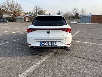 Seat Leon Combi 2.0 TSI vybava FR - 5