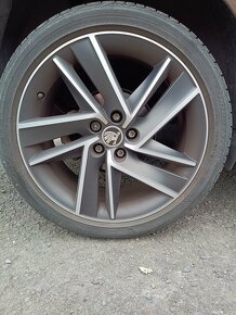 ALU disky BLADE R17 originál Škoda 5x112 - 5