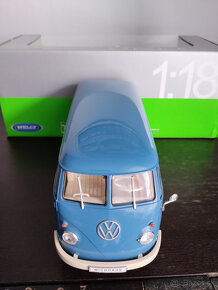 zberateľský model auta VW Transporter T1 1:18  1/18 - 5