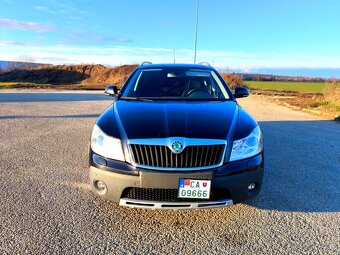 Škoda Octavia Combi 2.0 TDI Scout 4x4 - 5