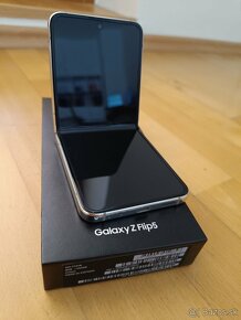 Samsung Galaxy Z Flip 5 8GB / 256GB vo farbe Cream - 5