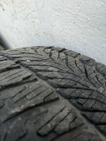 205/60 R16 + puklice - 5