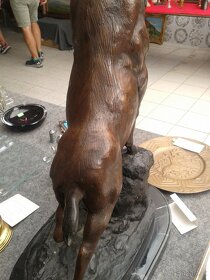 Bronzová socha losa - 5