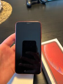 iPhone XR 64gb Red - 5