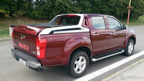 ISUZU D-MAX Double CAB 2.5 biTurbo Premium 4x4 MT6 - 5