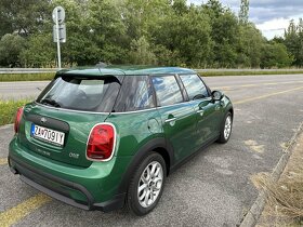 MINI Cooper benzín 2021 - 5