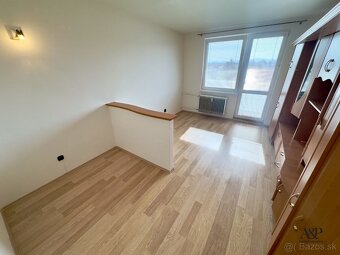 NA PREDAJ GARSÓNKA S BALKÓNOM V CENTRE MESTA, 24M2, ŠTEFÁNIK - 5