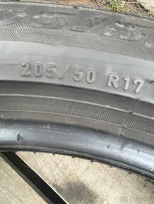 Pirelli 205/50 R17 2x=60€ - 5