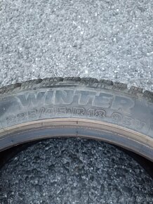 Zimné pneumatiky 225/45R18 - 5