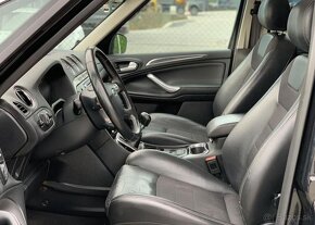 Ford S-MAX 2.0 TDCi KŮŽE NAVI PANORAMA nafta manuál 120 kw - 5