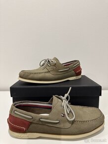 Tommy Hilfiger Classic Suede Boat Shoes - 5