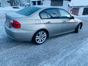 BMW e90 318d - 5