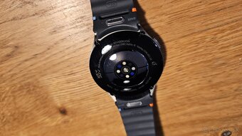 predám SAMSUNG GALAXY WATCH 7 + extra remienok zdarma - 5