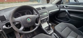 Rozpredam skoda octavia 1.4tsi - 5