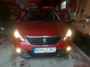 Peugeot 2008, 1.2 pur-tech - 5