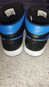 Jordan 1 mid royal blue - 5