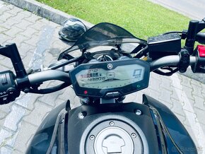 Yamaha MT 07 - 5