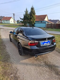 Predám bmw e90 320d - 5