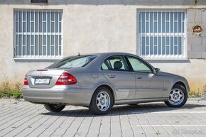 Mercedes-Benz E trieda Sedan 320 CDI Elegance A/T TOP STAV - 5