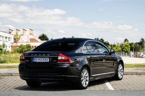 Volvo S80 D4 2.0L Momentum Geartronic - 5