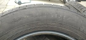 Predám pneumatiky 225/65r17 nokian - 5