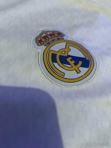 Real Madrid dres - 5