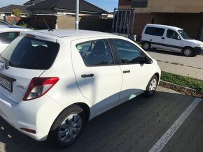 Toyota Yaris 1.0 50kW 2012 - 5