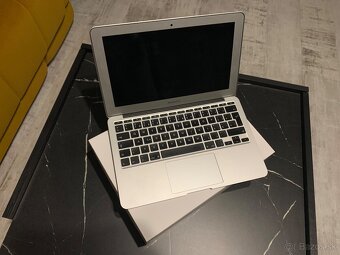 Macbook Air 13-palcový / 2014 - 5