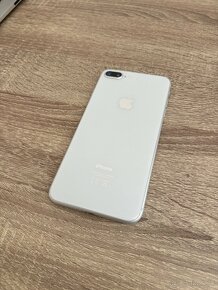 Apple iPhone 8 Plus 64GB - 5