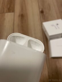 Apple AirPods 1. generácie - 5