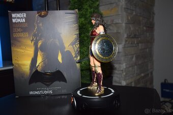 Zberatelska figurka Wonder Woman 1:10 - 5