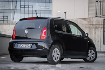 Volkswagen Up 1.0 high Up - 90tis. km, výhrev, pano, senzory - 5