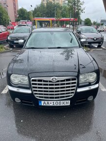 Chrysler 300C - 5