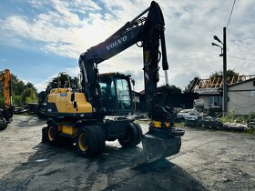 Kolové rypadlo VOLVO EW160D, rototilt Engcon s kleštěmi - 5