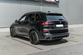 BMW X5 xDriveM50i A/T - 5