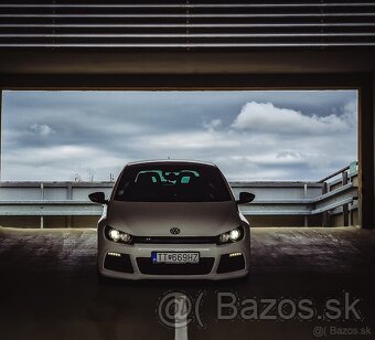 Volkswagen Scirocco R 2.0 TSI DSG - 5