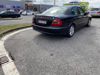 Mercedes benz e220 - 5