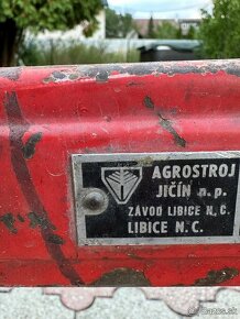 Agrostroj Jičín - 5