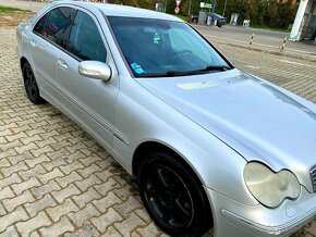 Predám vymenim mercedes C220 CDI rok 2005 - 5