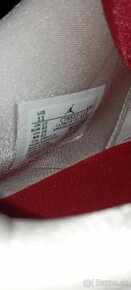 Air Jordan 4 Metallic Red - 5