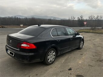 Predam škoda superb II 2.0 TDI 103 kw rok 2009 - 5