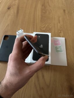 iPhone 11 128 gb black - komplet príslušenstvo , zaruka - 5