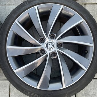 18" Hliníkove disky skoda octavia 3RS - 5